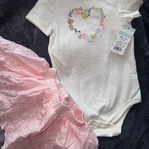 NWT 18months White Floral Heart Baby Bodysuit with Pink Skirt - Kids Accessories